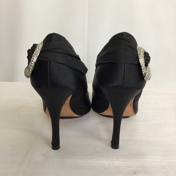 BADGLEY MISCHKA WOMEN ELEGANT BLACK SILK RHINESTONE BROACH OPEN TOE HEELS SZ 8M - Picture 5 of 7
